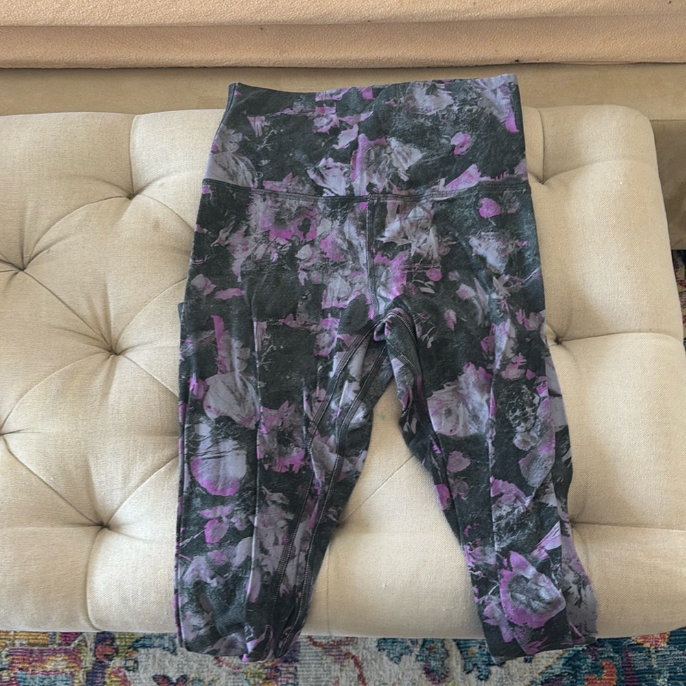 Lulu Lemon aligns